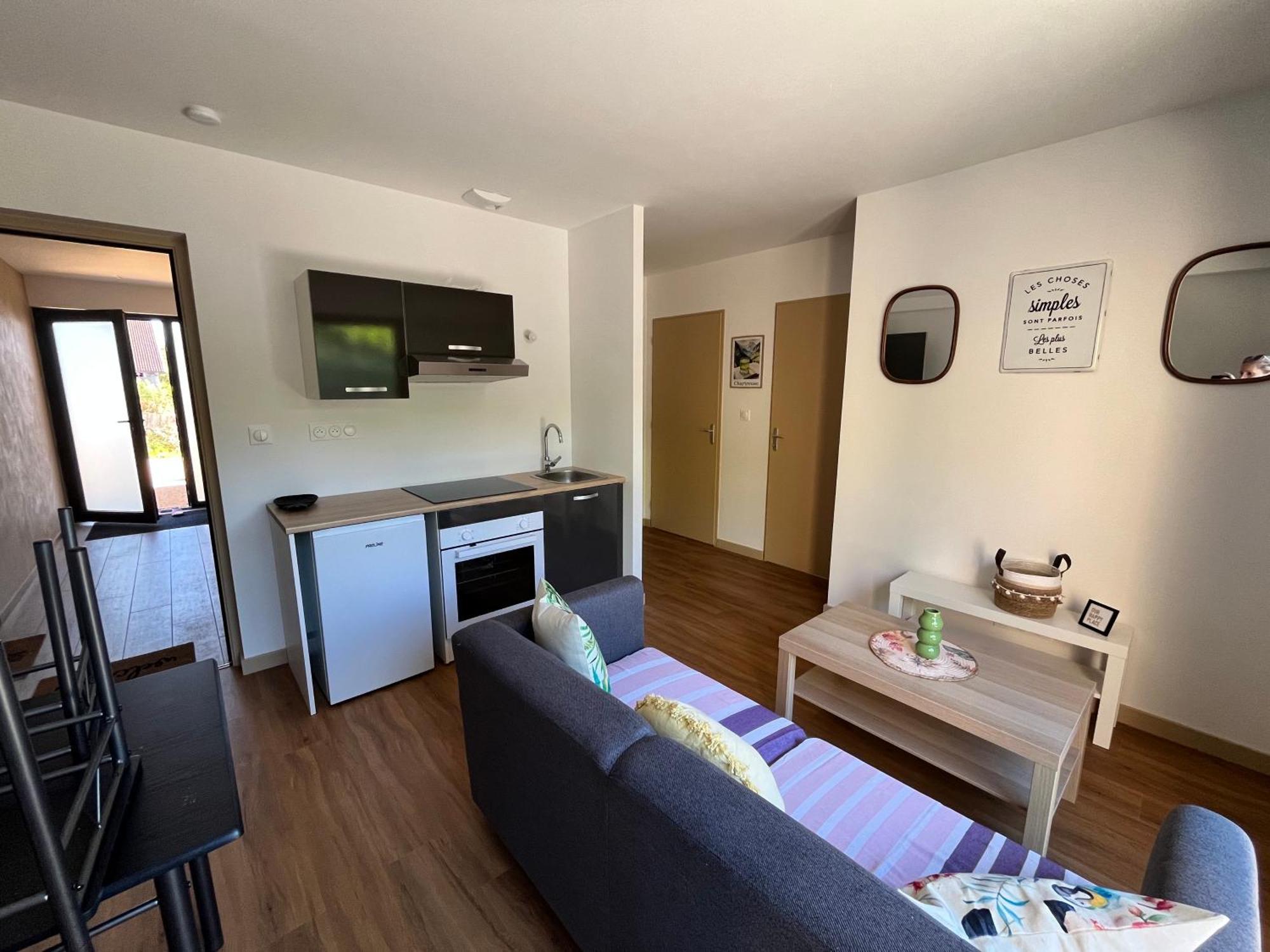 L'Escapade Dauphinoise, Gite 2 Chambres Avec Terrasse Et Clim Beaucroissant Ngoại thất bức ảnh