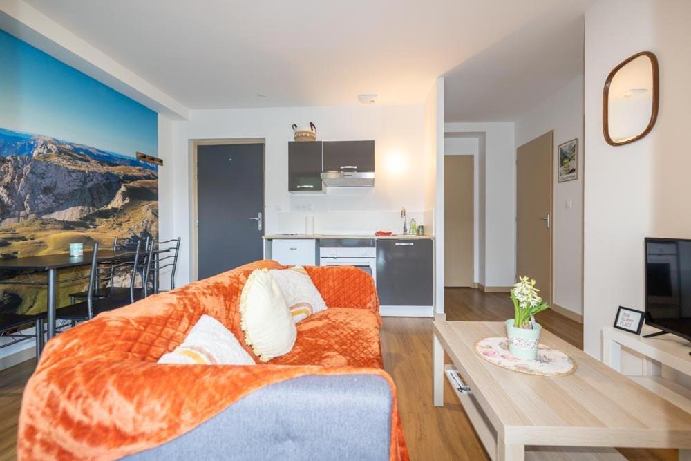 L'Escapade Dauphinoise, Gite 2 Chambres Avec Terrasse Et Clim Beaucroissant Ngoại thất bức ảnh